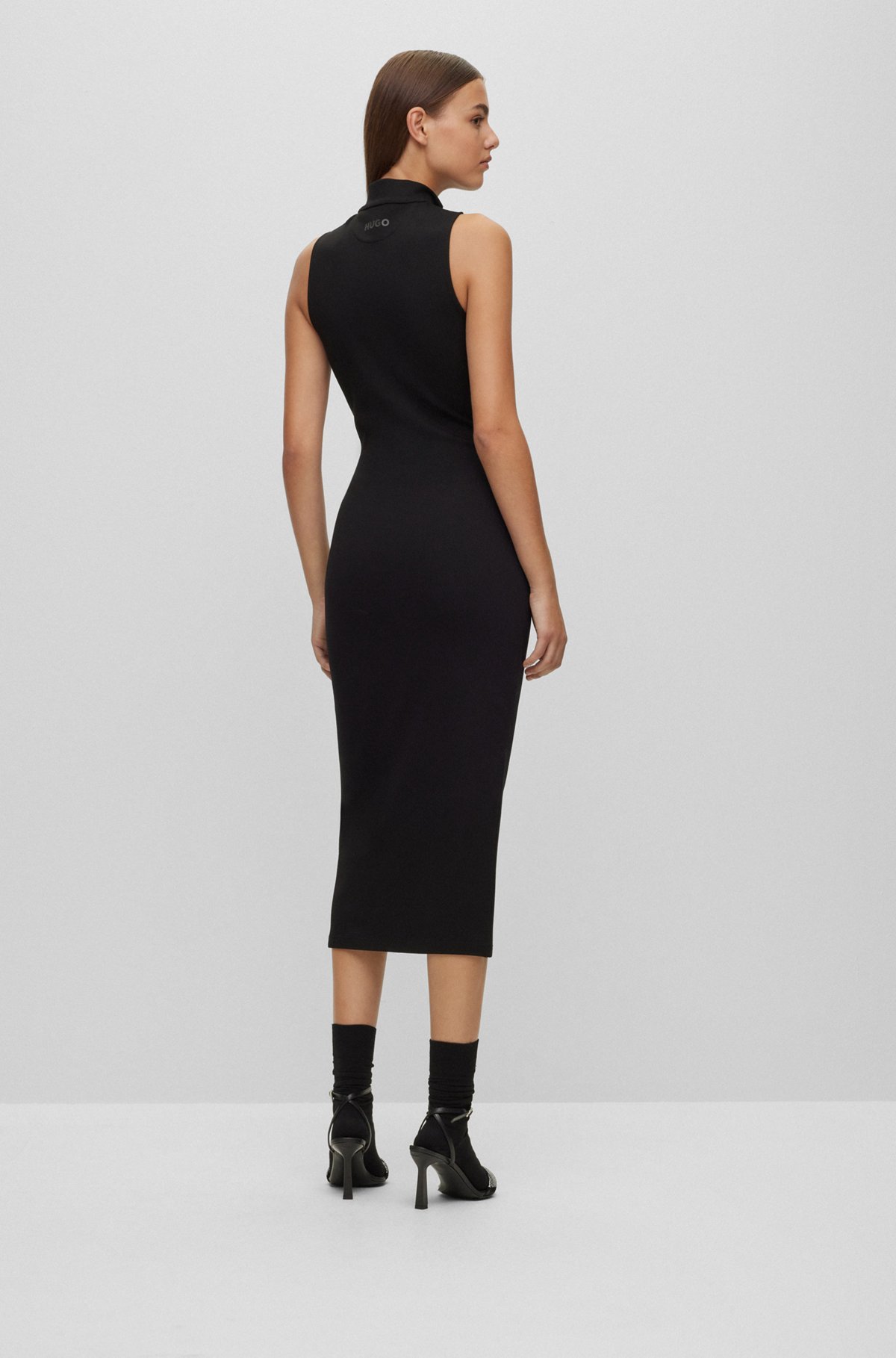 Ärmelloses Slim-Fit Kleid mit Reißverschluss am Ausschnitt, Schwarz