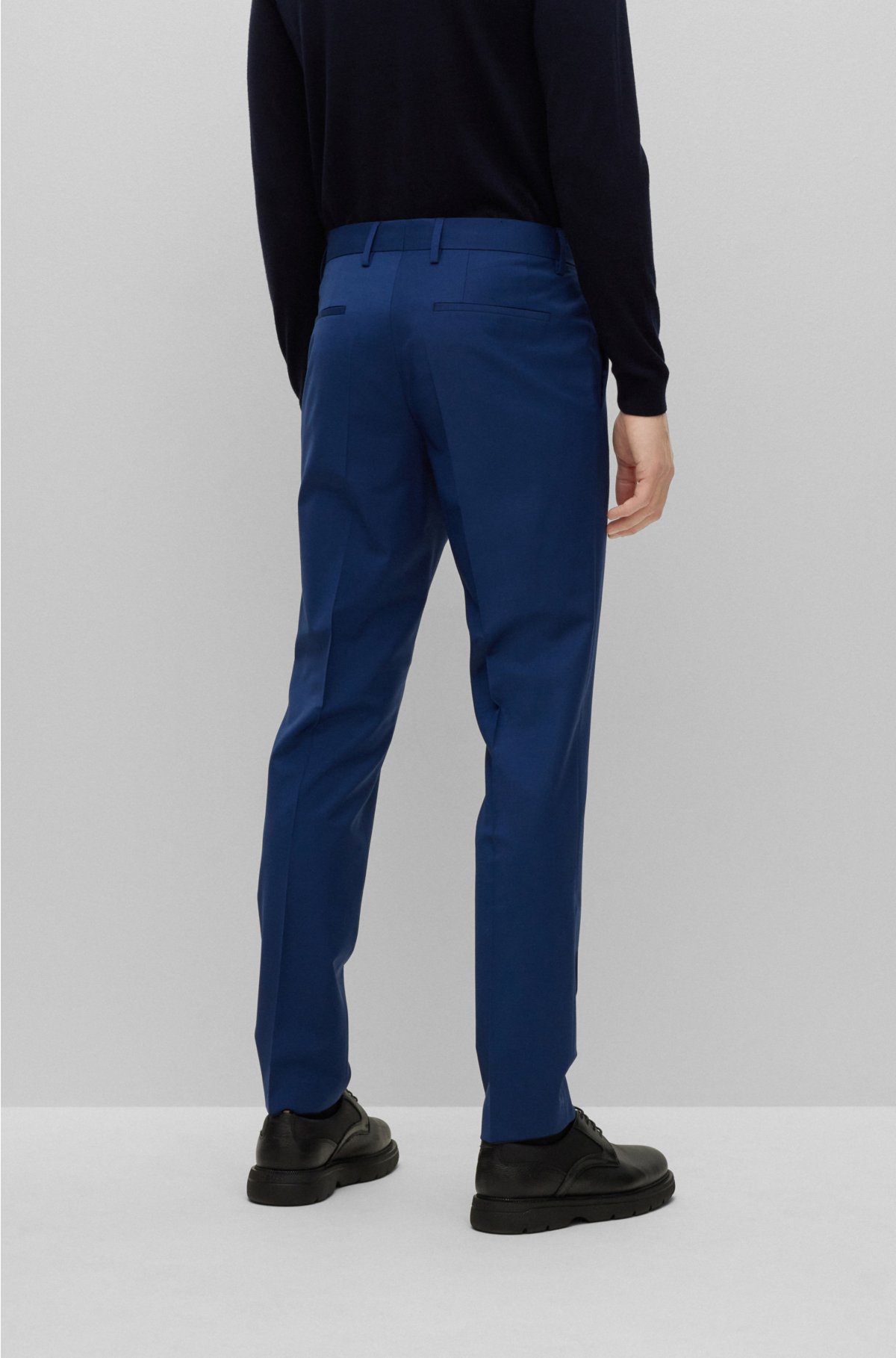 BOSS - Slim bukser i en blanding af ny uld