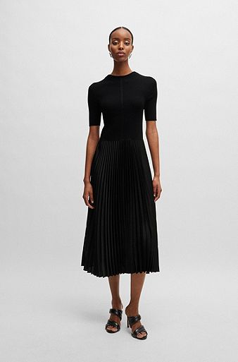 Платье с короткими рукавами, вязаным топом и плиссированной юбкой, Черный