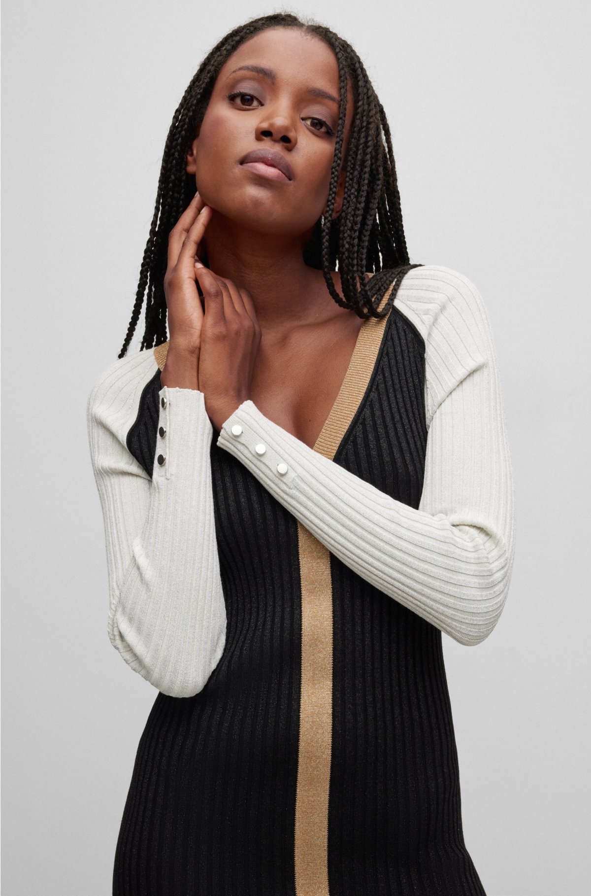 V-neck knitted dress in metallised fabric, Patterned