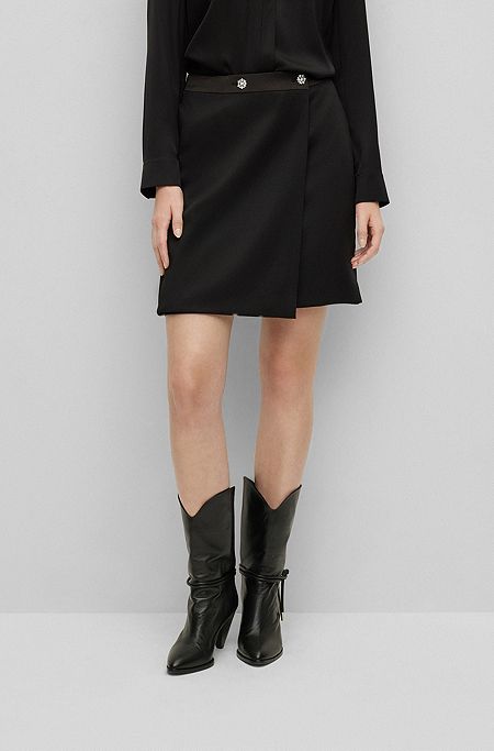 Slim-fit skirt in responsible wool with button trim, Black
