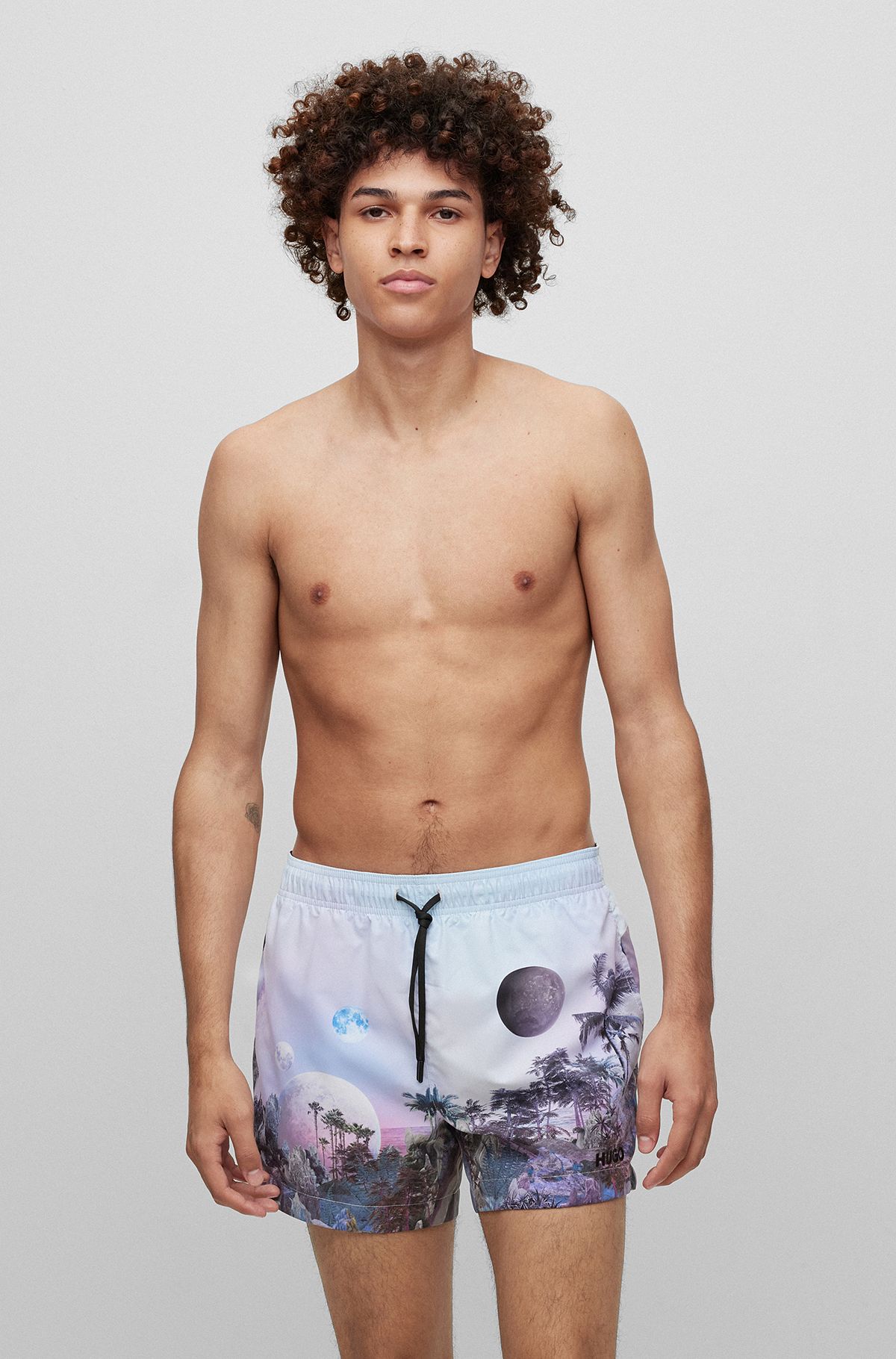 Quick-dry patterned swim shorts in recycled fabric, Dark Purple