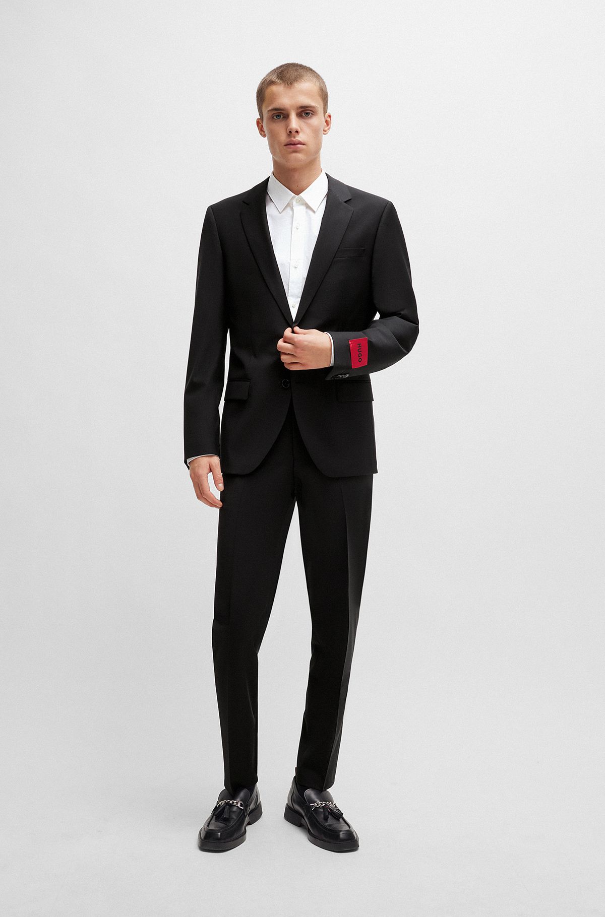 Slim-Fit Anzug aus funktionalem Stretch-Woll-Mix, Schwarz