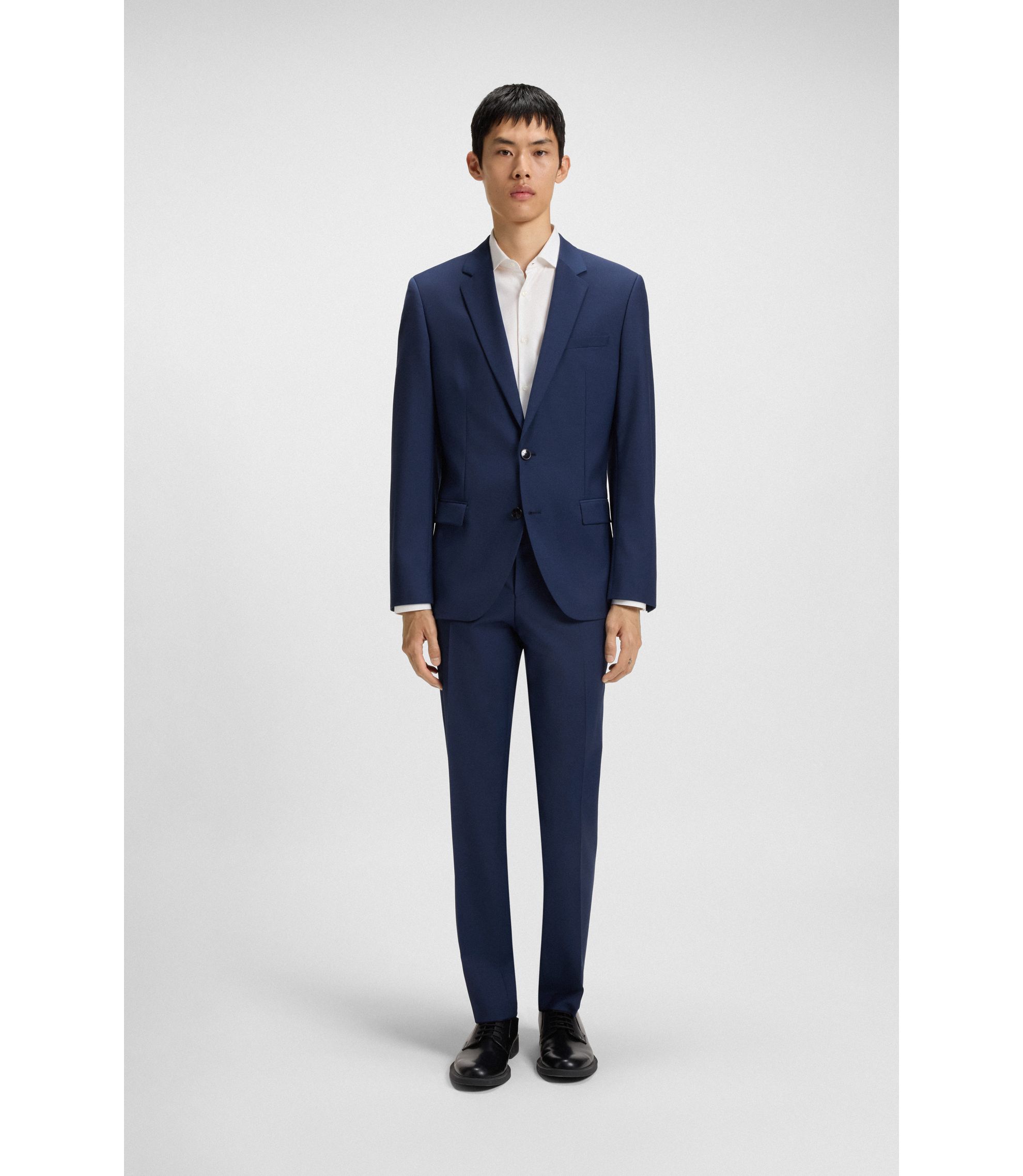 Slim-Fit Anzug aus funktionalem Stretch-Woll-Mix