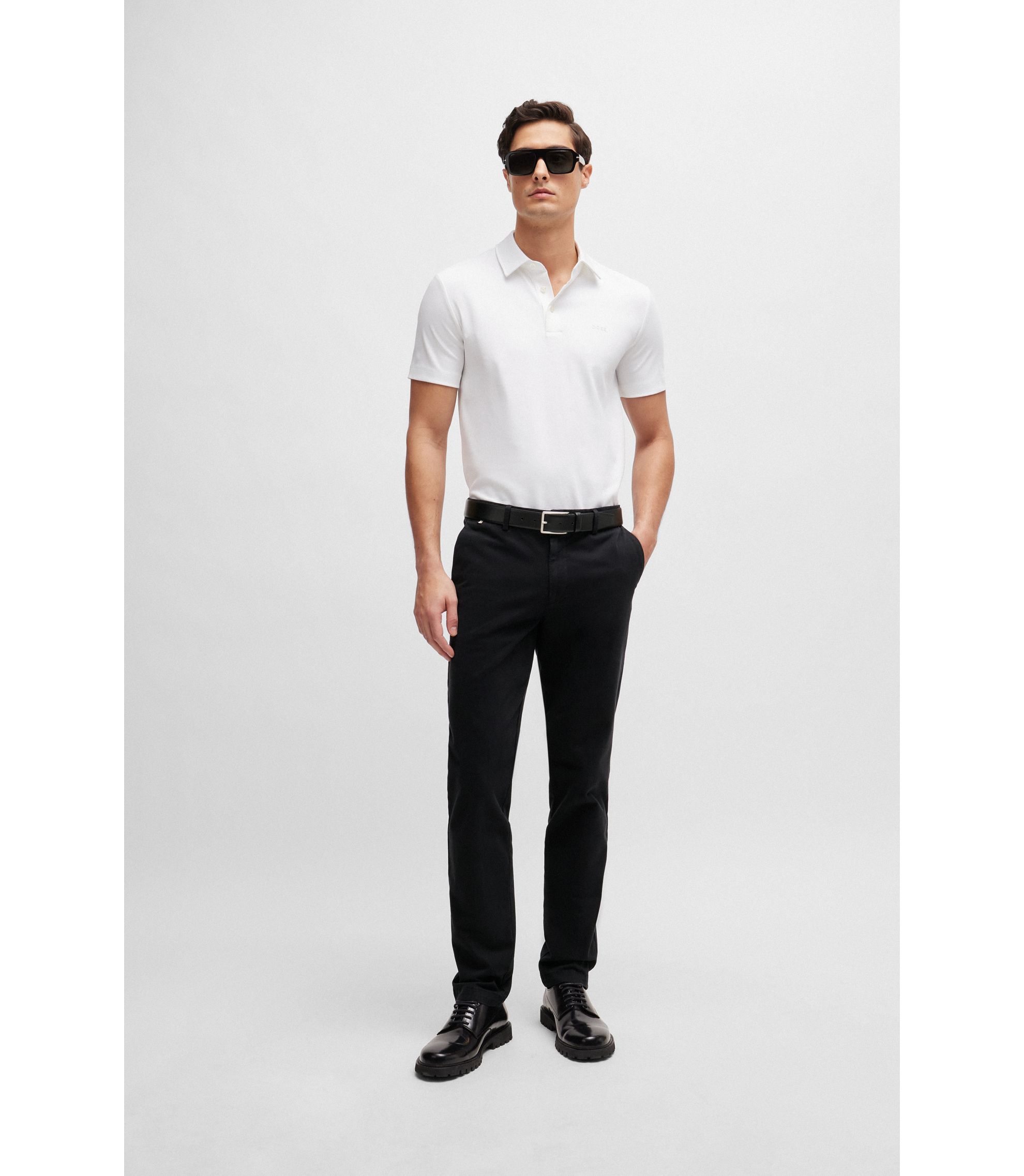 hbeu50487966_001_300?wid=1980&