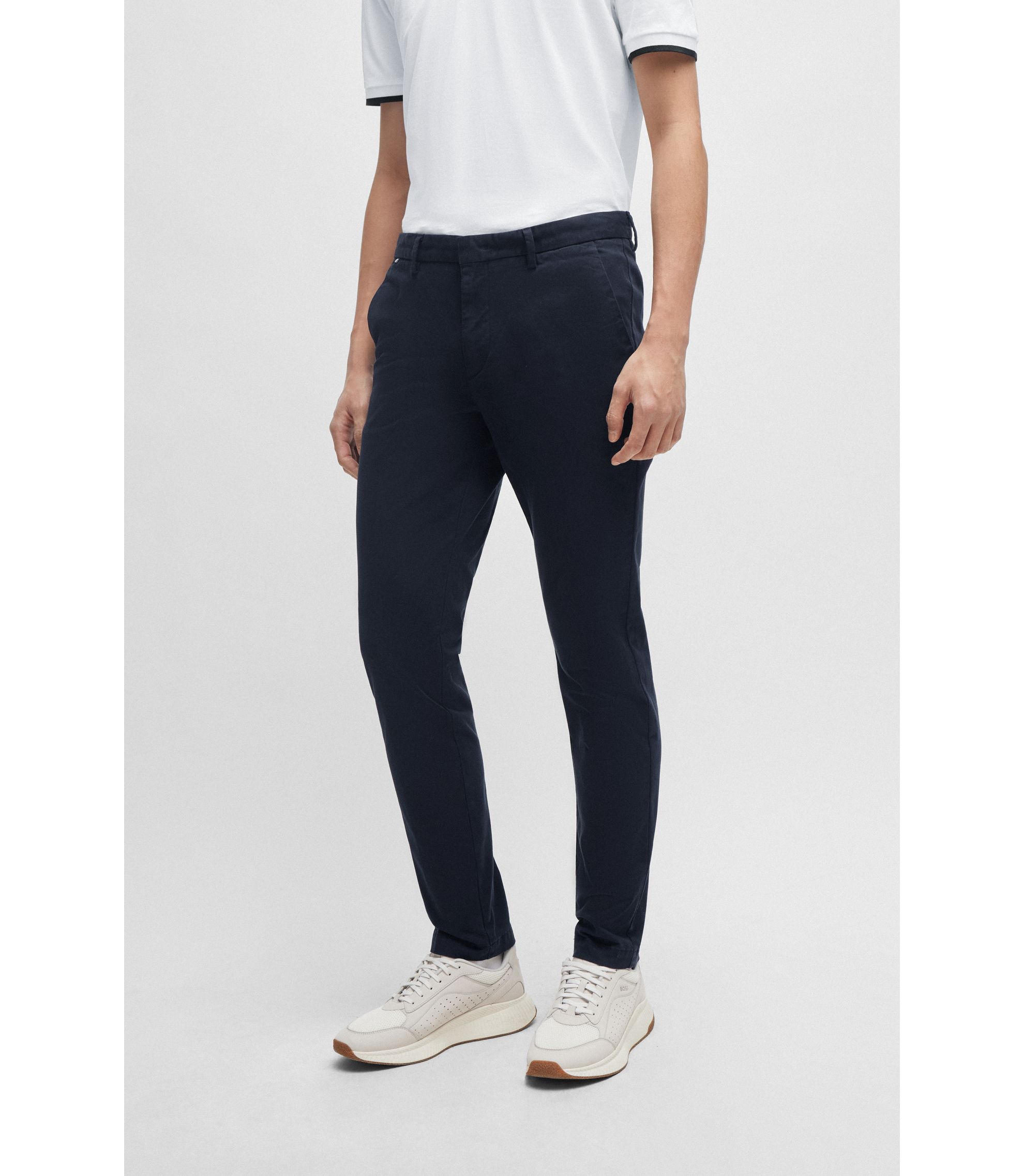 hbeu50487966_404_350?wid=1980&