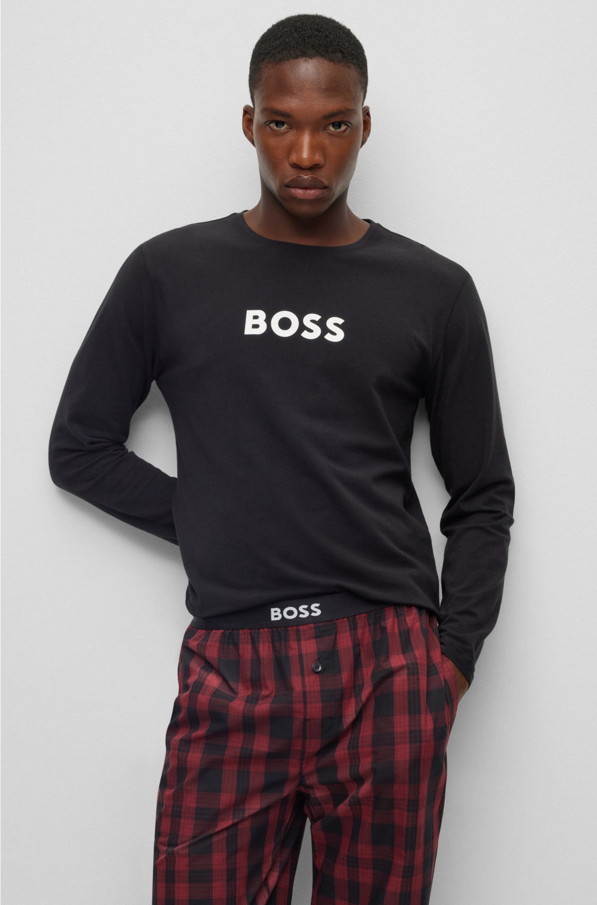 BOSS - Pyjamas i almindelig pasform med logoer