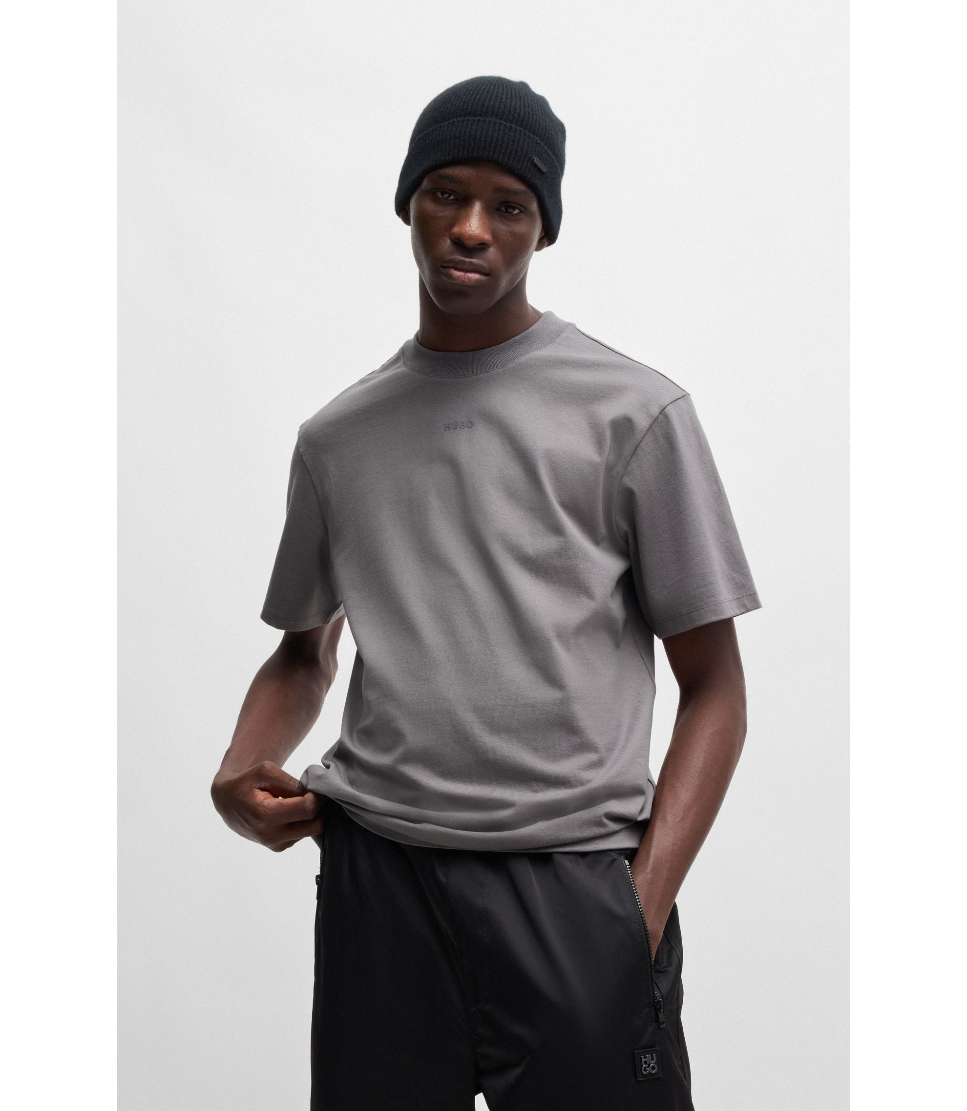 ★Hugo Boss★ Logo Print Short Sleeve T-Shirt Relaxed Fit 50 HUGO - Relaxed-fit T-shirt in cotton with logo print - Grey