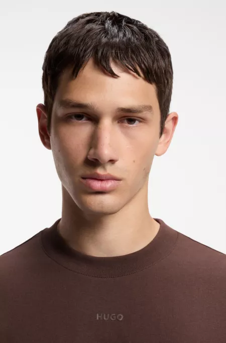 Relaxed-fit T-shirt with central logo detail