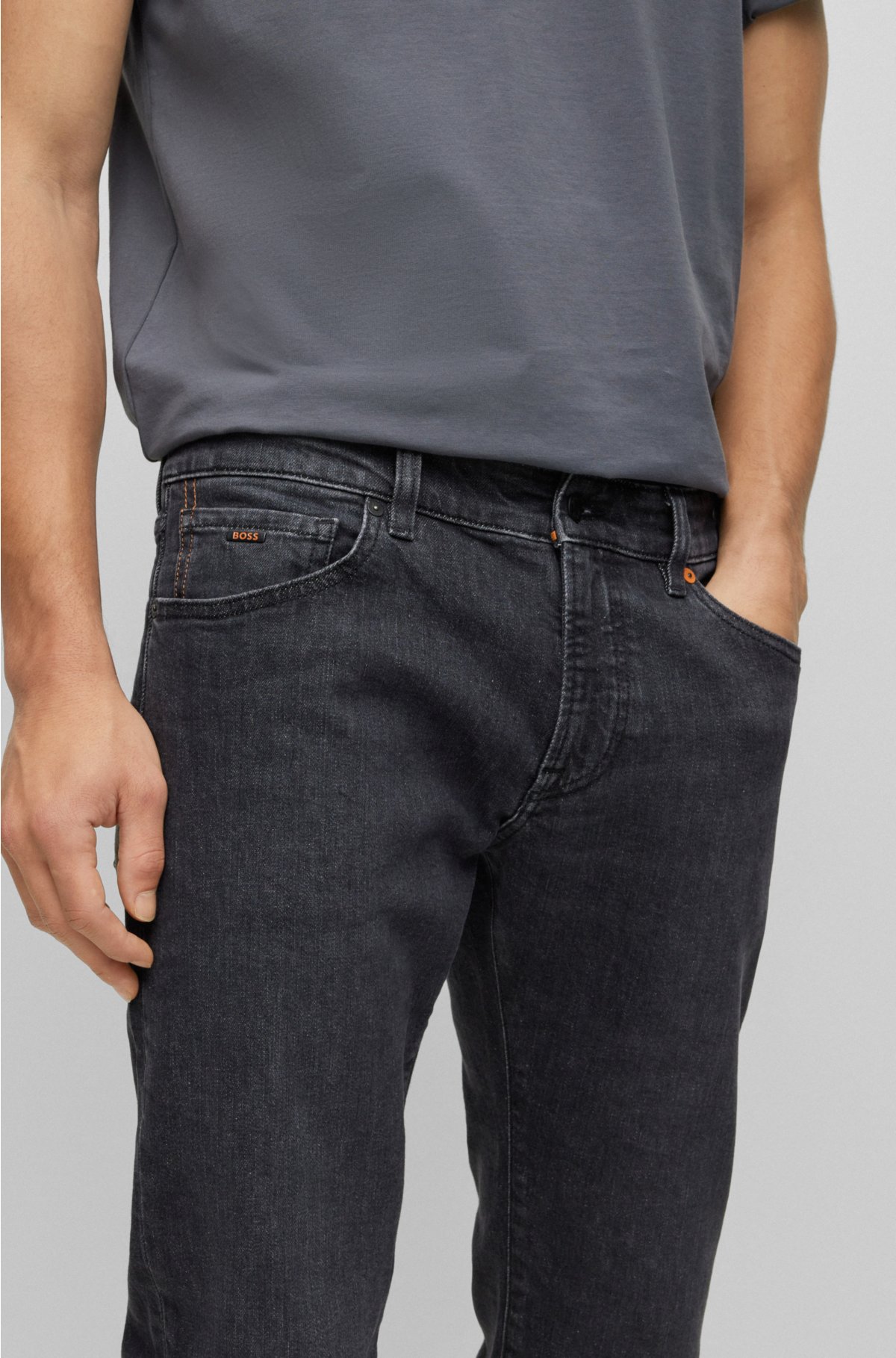 sti Zeal diskriminerende BOSS - Regular-fit jeans in black comfort-stretch denim