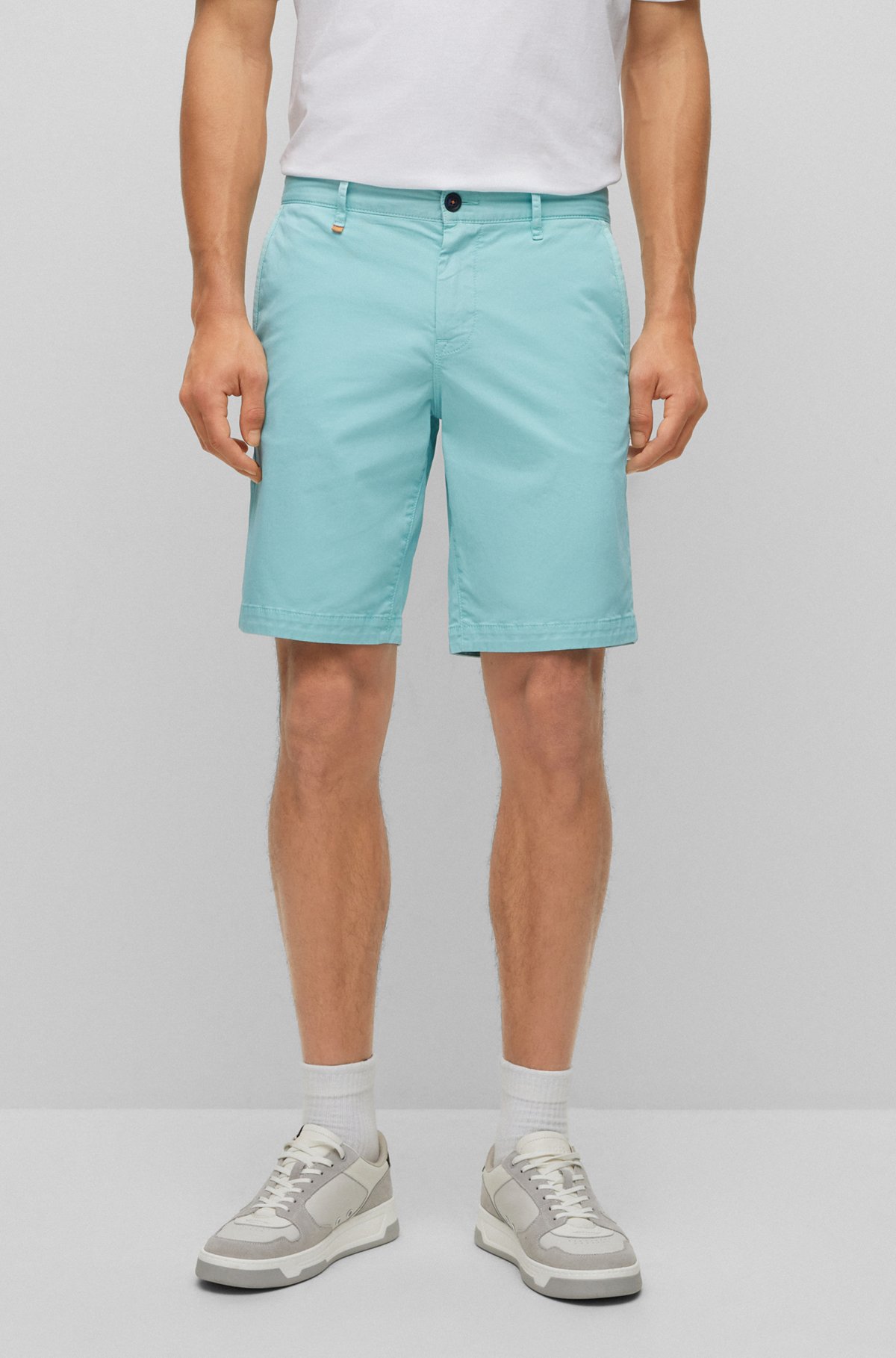 Slim-fit regular-rise shorts in stretch cotton, Light Blue
