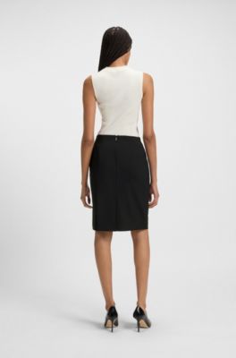 Slim-fit kokerrok van in Itali&euml; vervaardigde scheerwol, Zwart