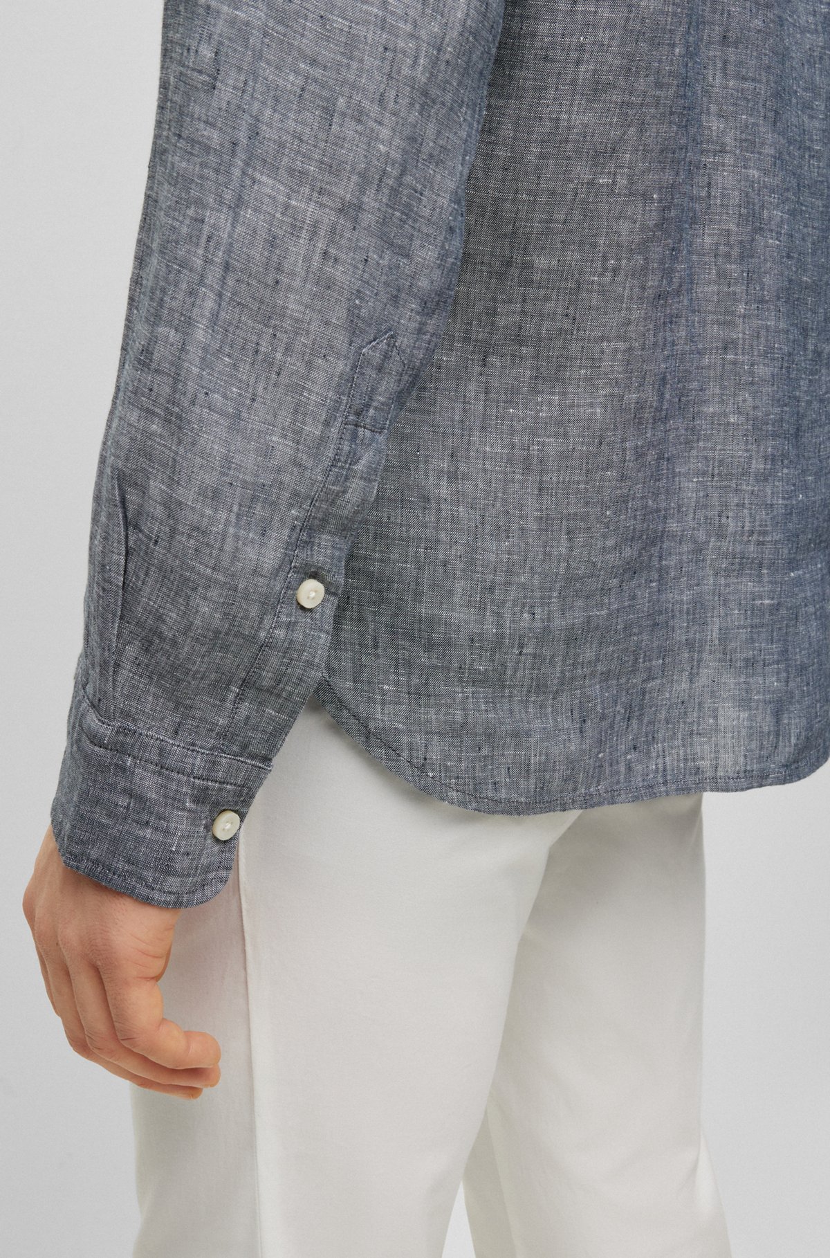 Camicia regular fit a maniche lunghe in chambray di lino, Blu scuro