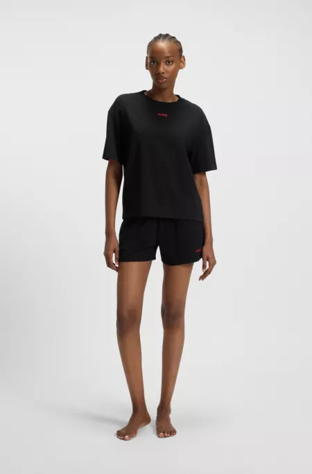 Relaxed-fit T-shirt in soft jersey with contrast logo