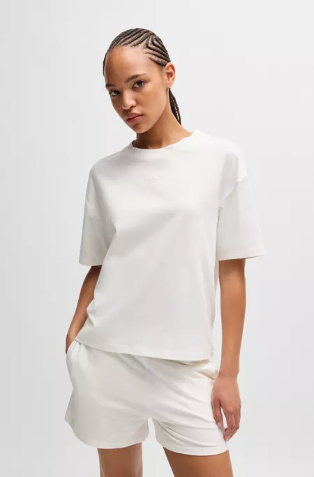 Relaxed-fit T-shirt in soft jersey with contrast logo