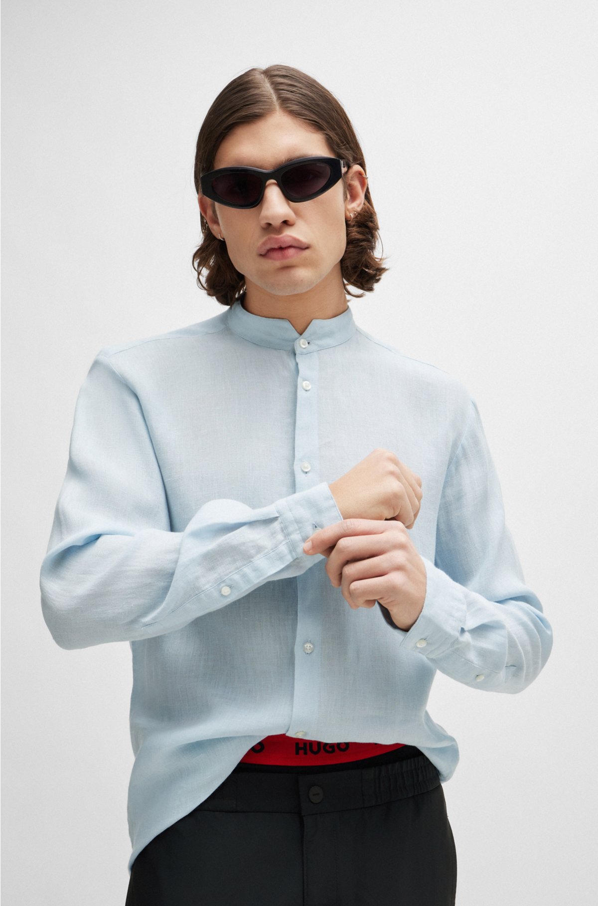 Collarless slim-fit shirt in linen with stand collar, Light Blue