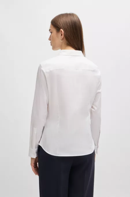 Slim-fit blouse in cotton-blend poplin