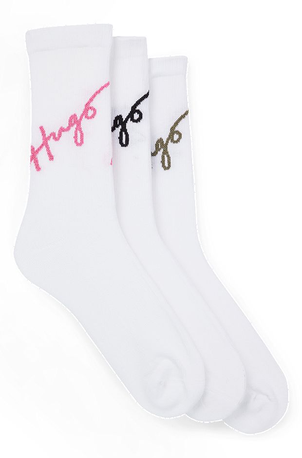 Three-pack of socks with handwritten logos, White