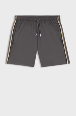 Boxer da mare con righe tipiche del marchio e logo, Grigio scuro
