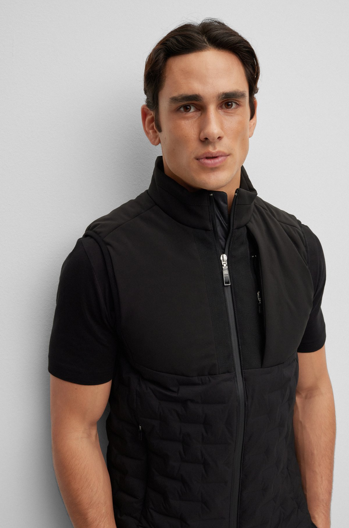 Water-repellent gilet with down filling, Black