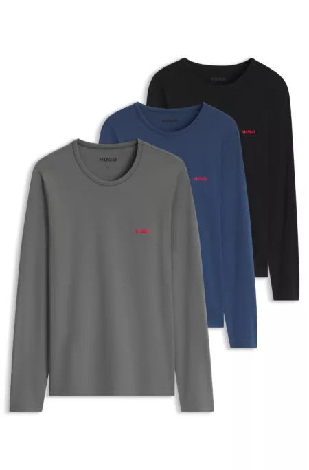 Lot de trois t-shirts en coton