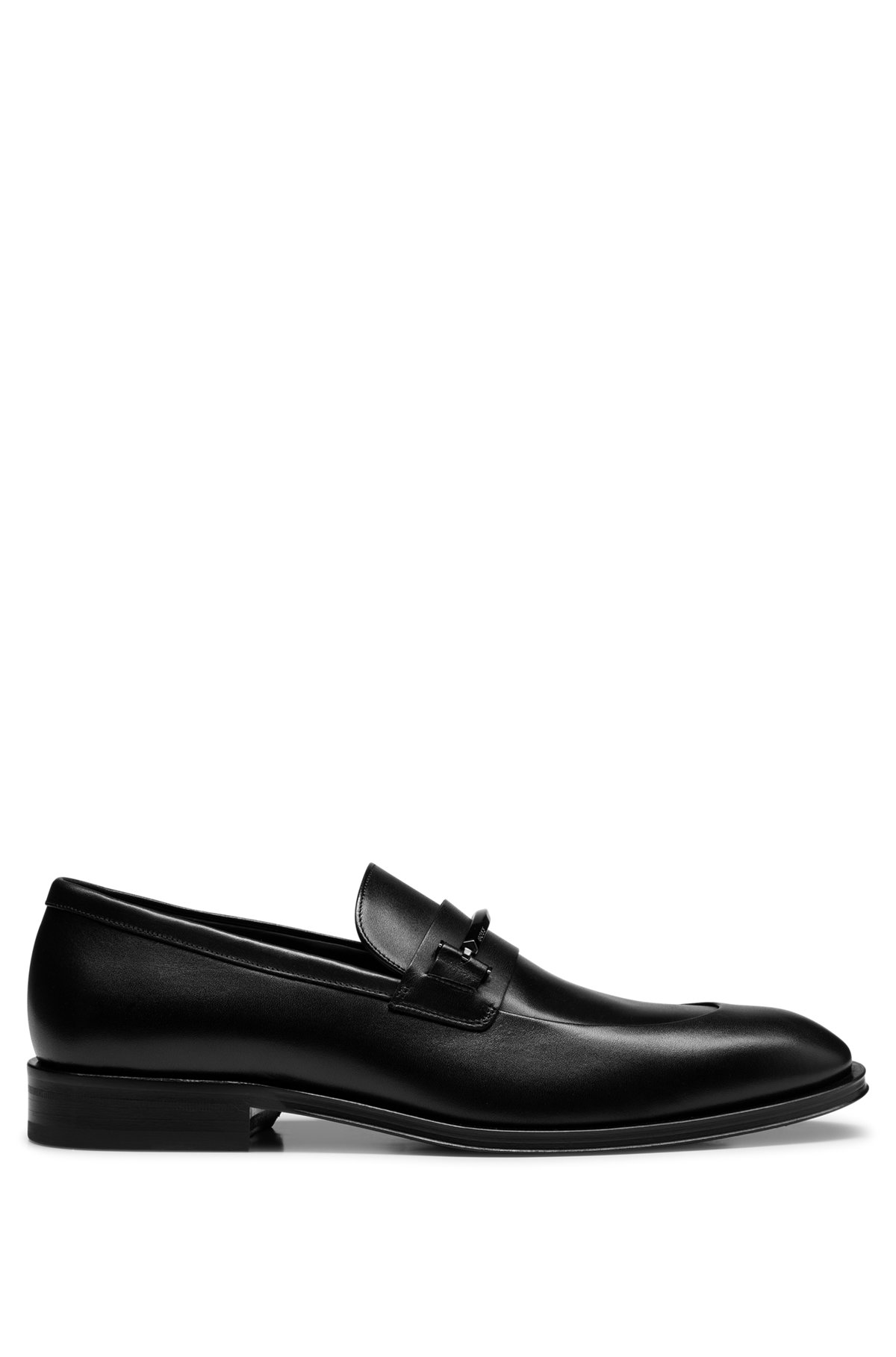 Italian-made leather loafers with branded hardware trim, Black