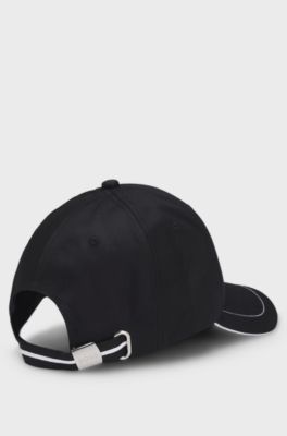 Keps av bomullstwill med kontrasterande detaljer och broderad logga, Svart