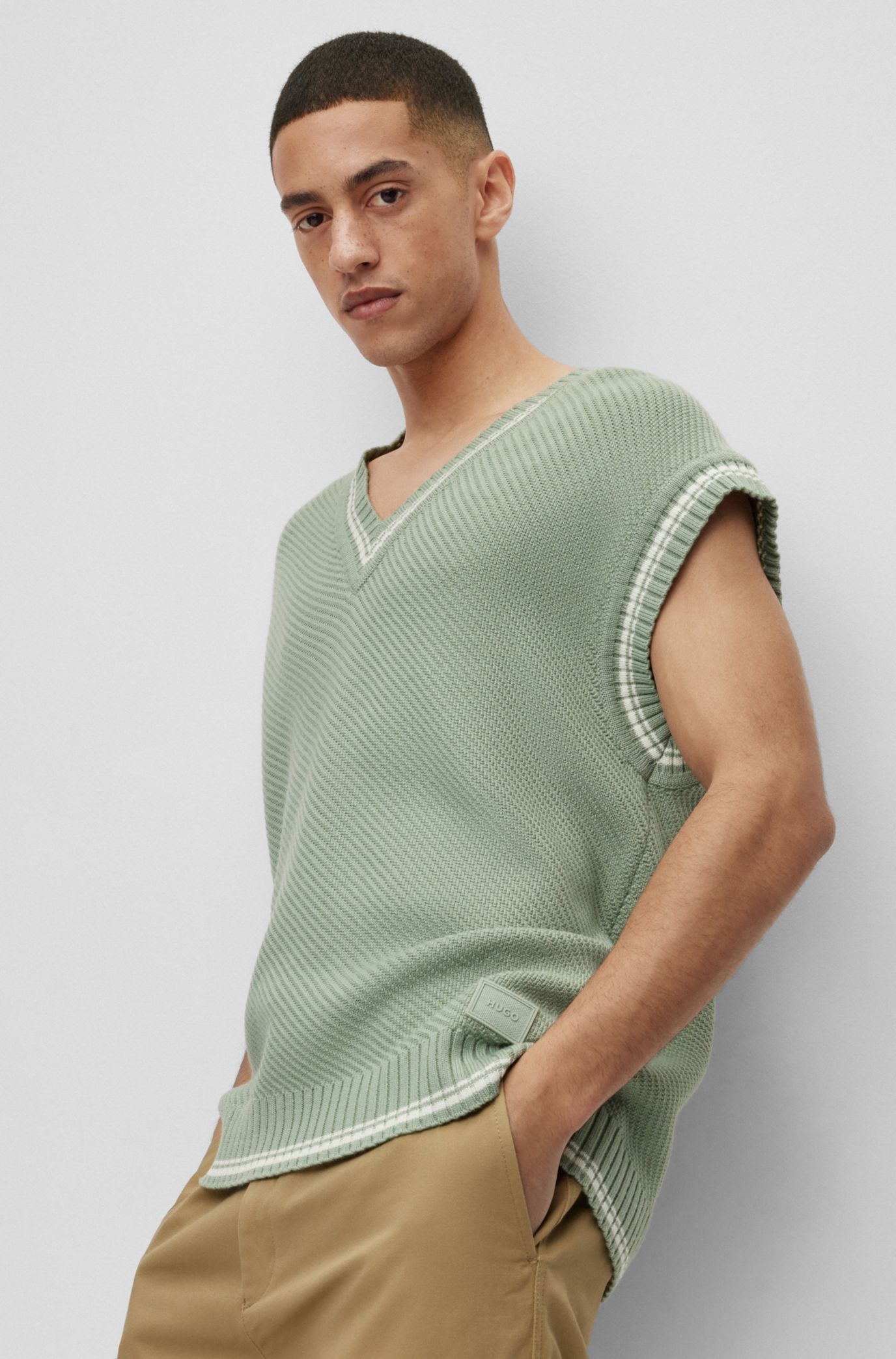 Hugo boss sleeveless outlet jumper