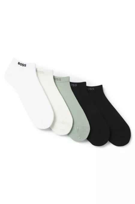 Lot de cinq paires de chaussettes basses en coton mélangé avec logo