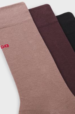 Dreierpack Socken in normaler L&auml;nge mit Logos, Schwarz / Rot