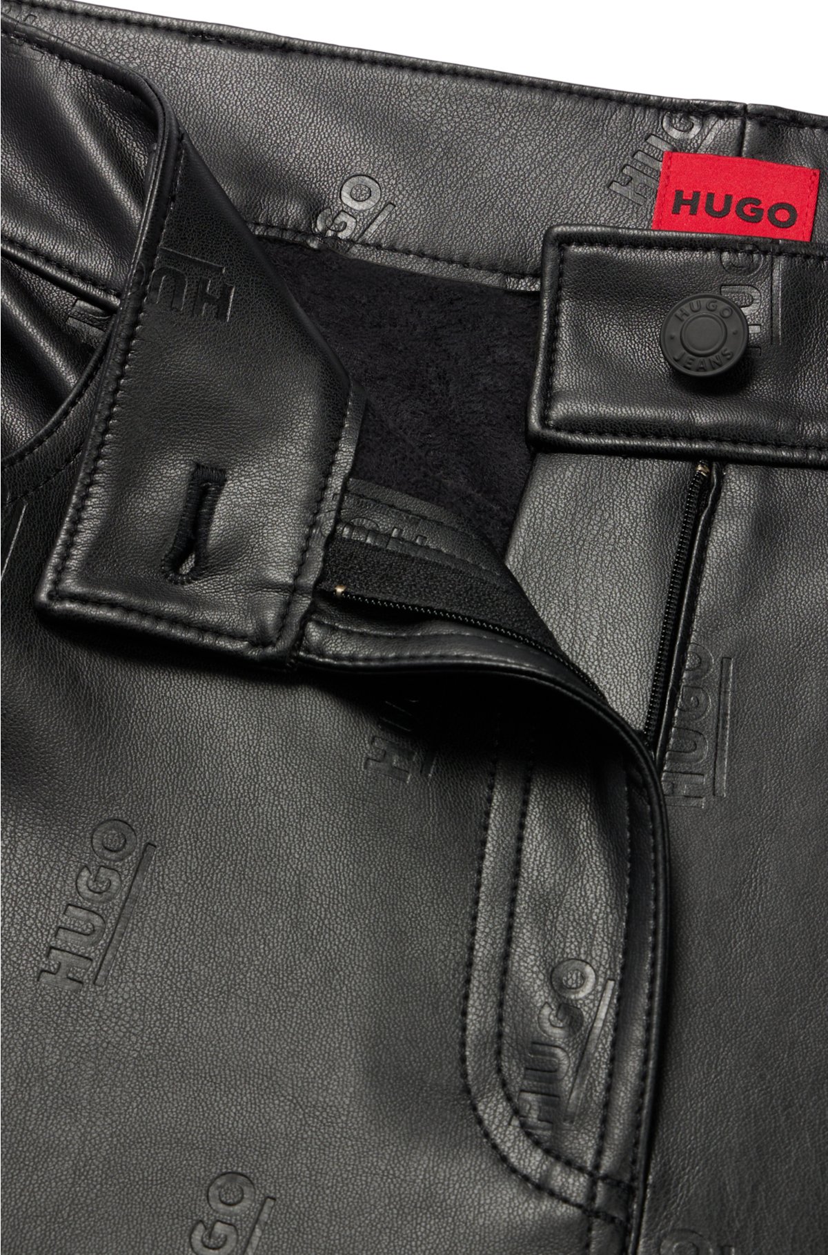 relaxed-fit in - HUGO trousers faux Logo-embossed leather