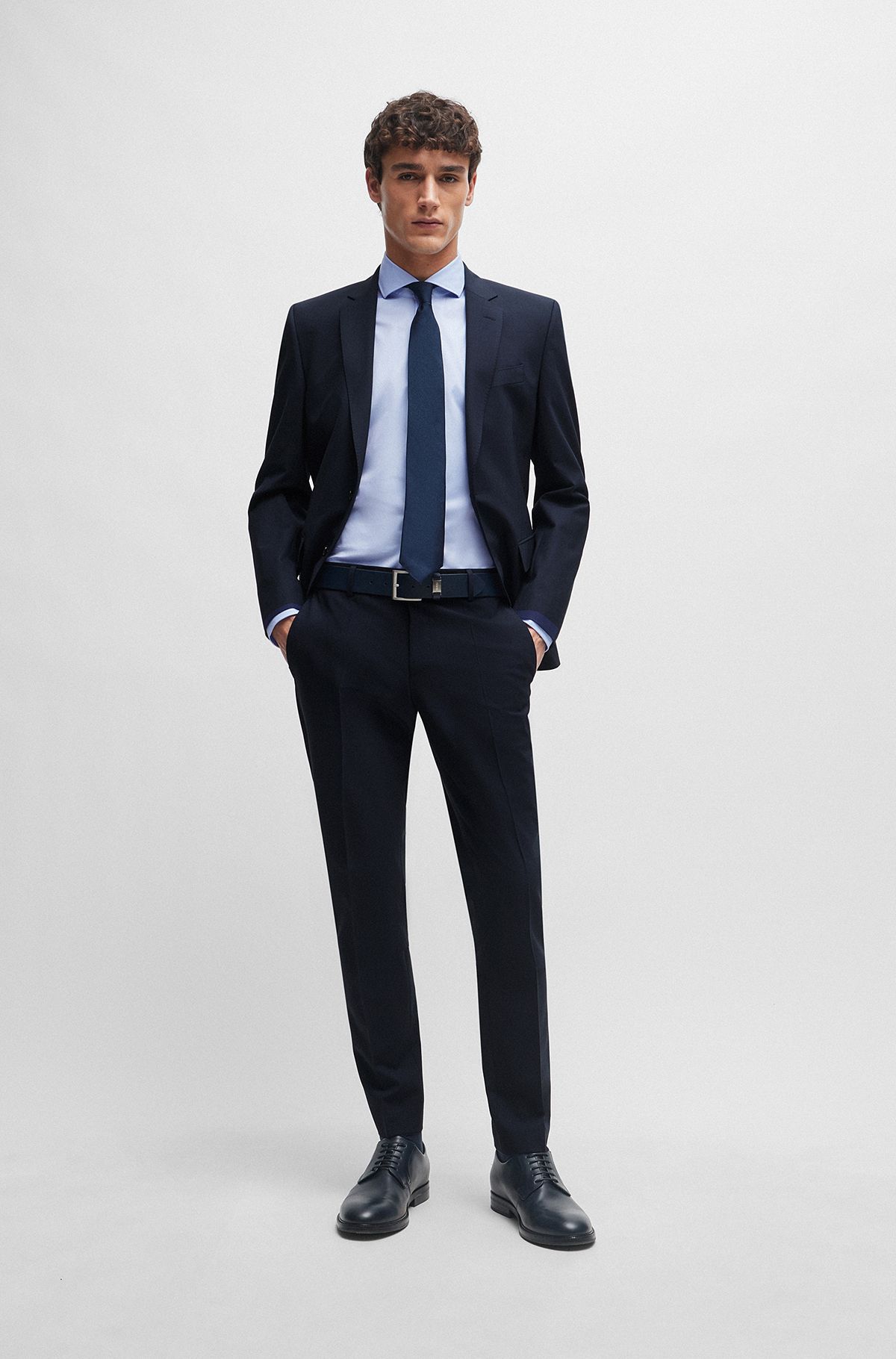 Slim-Fit Anzug aus elastischer Schurwolle, Dunkelblau