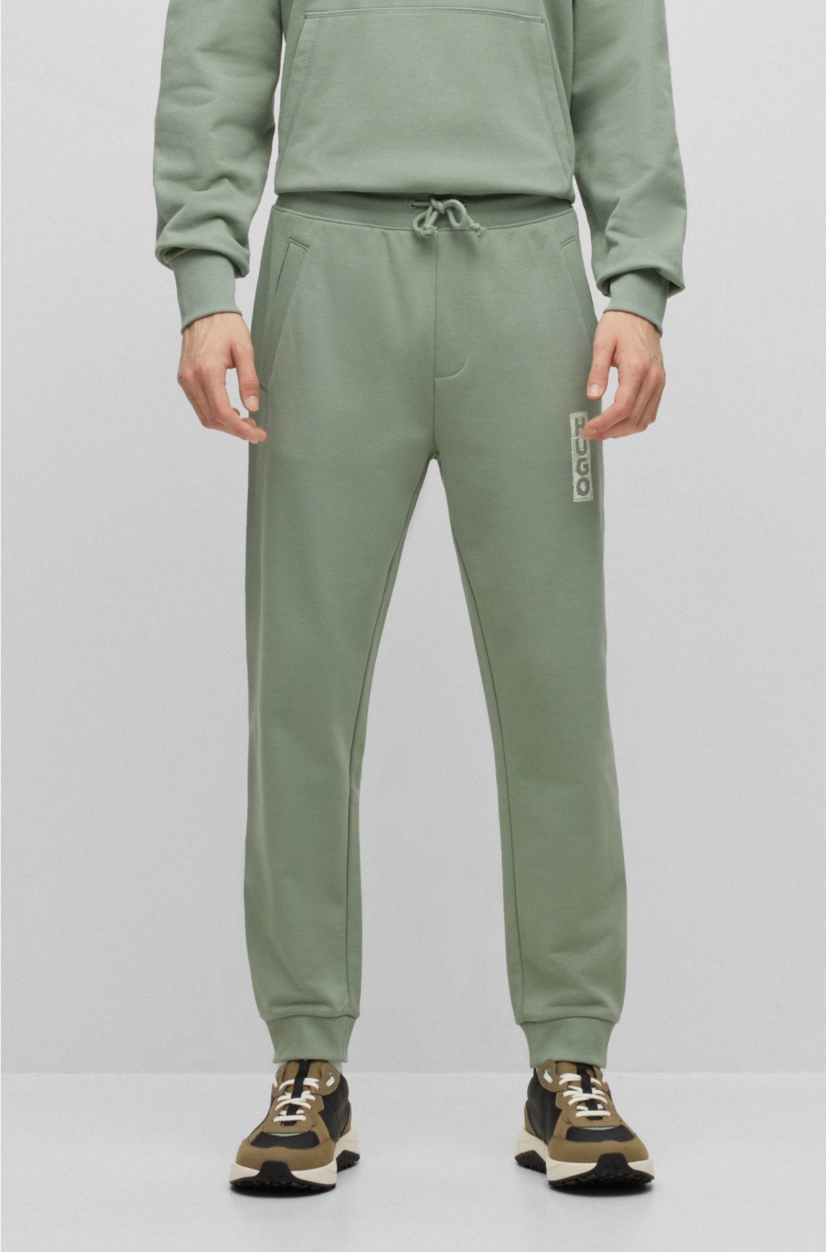Relaxed Fit Sweatpants - Light khaki green - Men