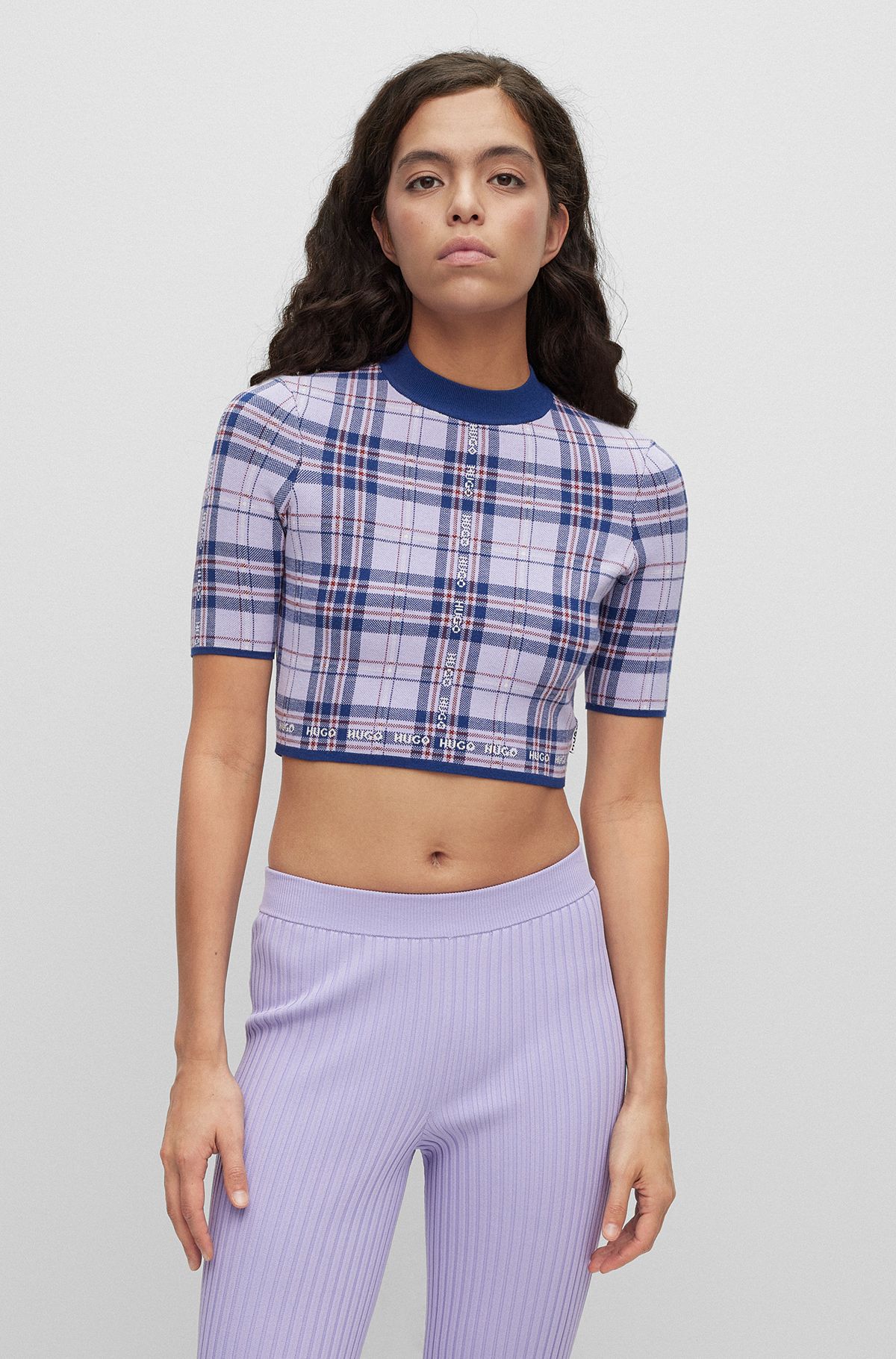 Short-sleeved cropped sweater with logo check, Patterned