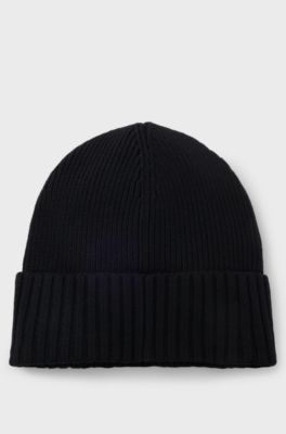 Ribgebreide beanie van scheerwol met logoplaatje, Zwart
