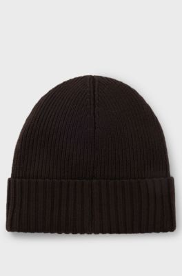 Beanie hat in virgin wool with logo plaque, Dark Brown