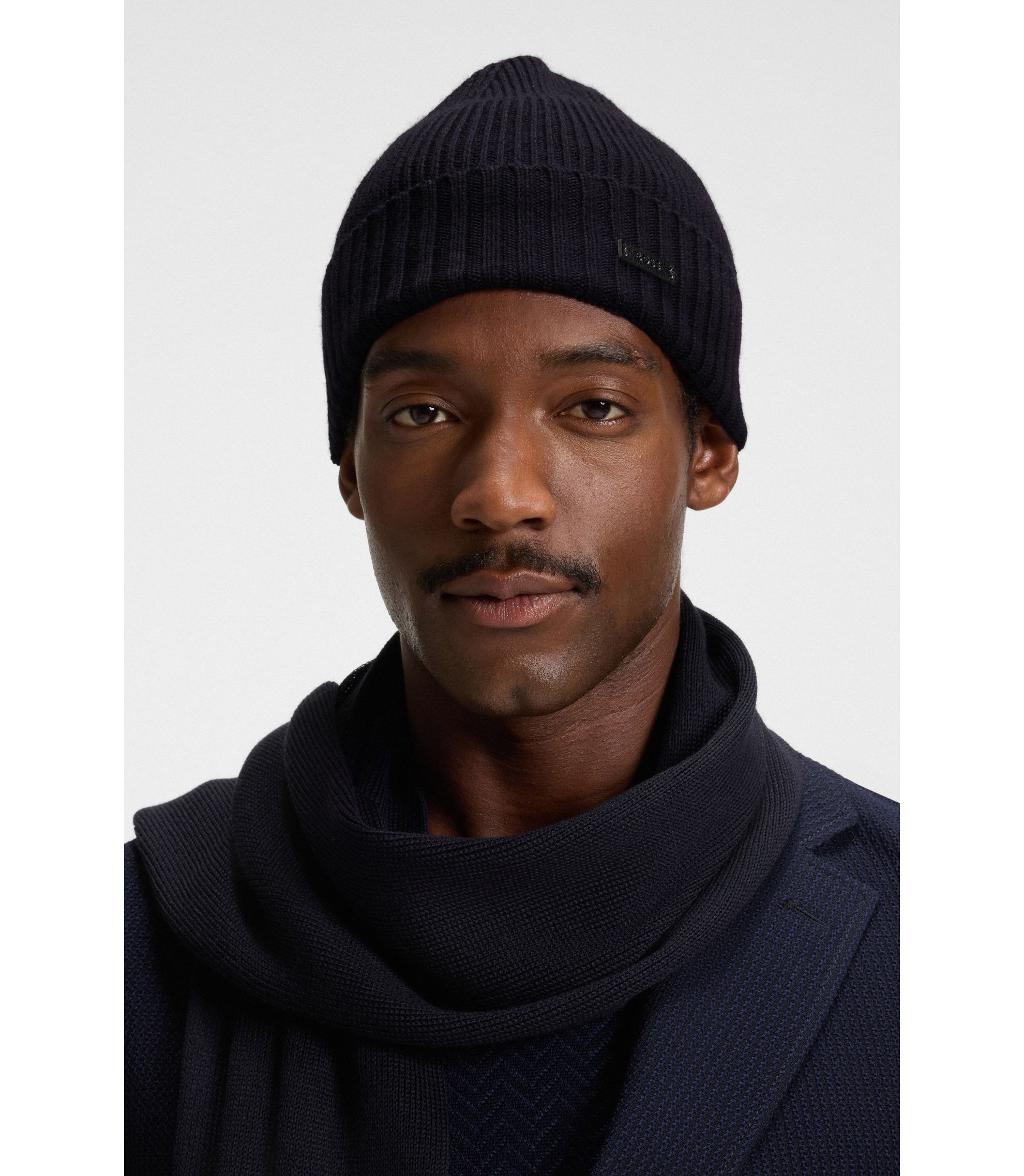 BOSS - Beanie hat in virgin wool with logo plaque - Dark Blue