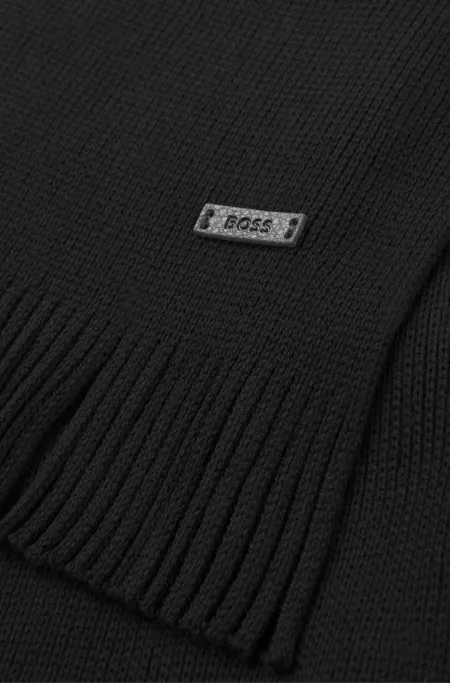 Knitted scarf in virgin wool with logo detail