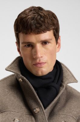 Raschel-knit scarf in virgin wool, Black