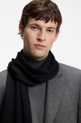 Knitted scarf in virgin wool with logo detail, Black