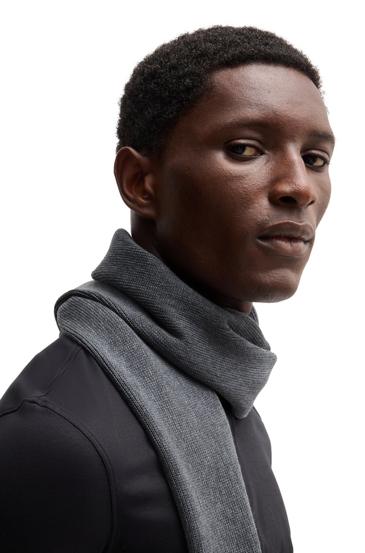 BOSS - ラッセルニット マフラー レスポンシブルバージンウール BOSS - ラッセルニット マフラー レスポンシブルバージンウール