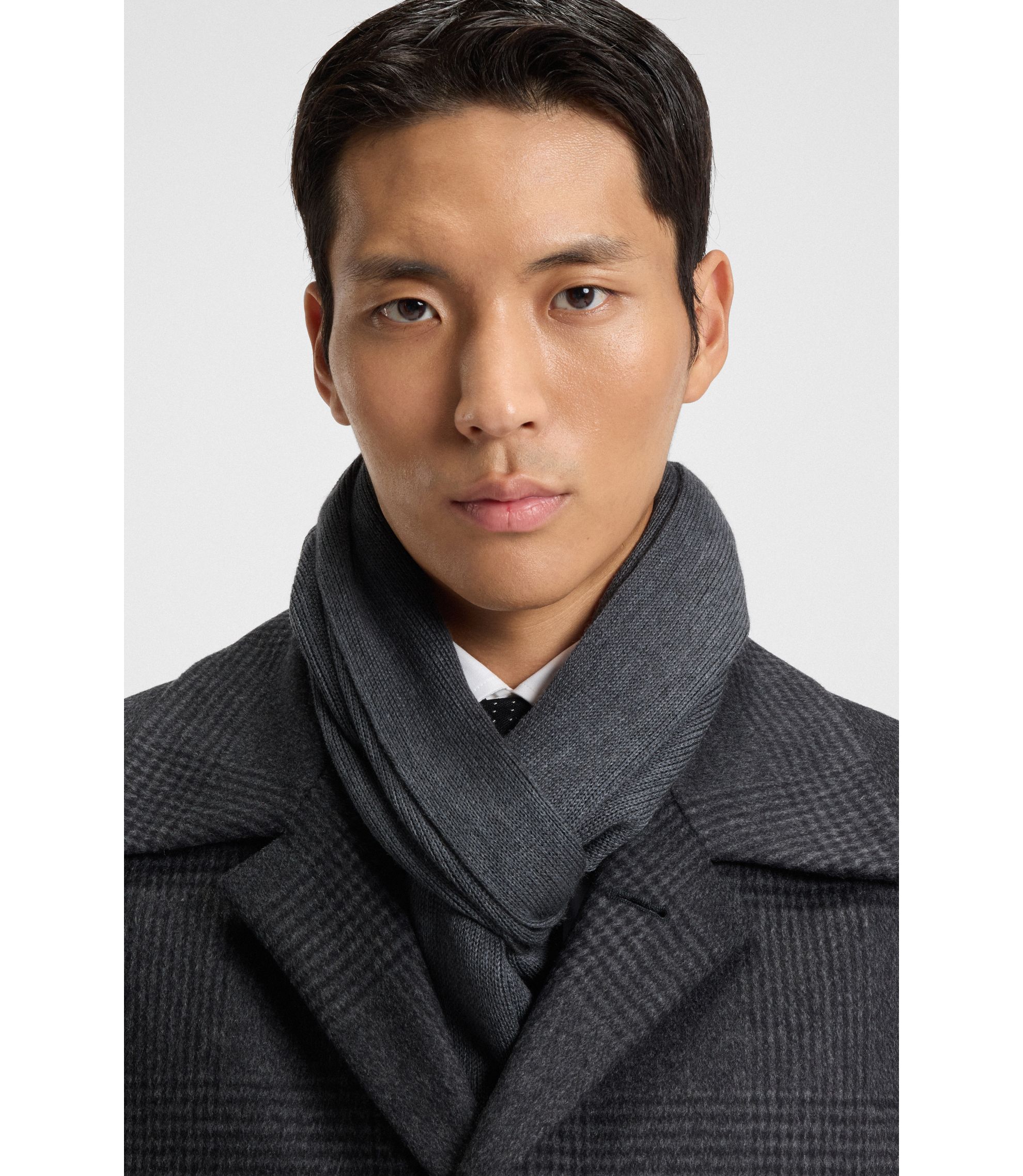 【現行品】HUGO BOSS　ラッセルニット　マフラー　レスポンシブル　箱付き BOSS - ラッセルニット マフラー レスポンシブルバージンウール - グレー