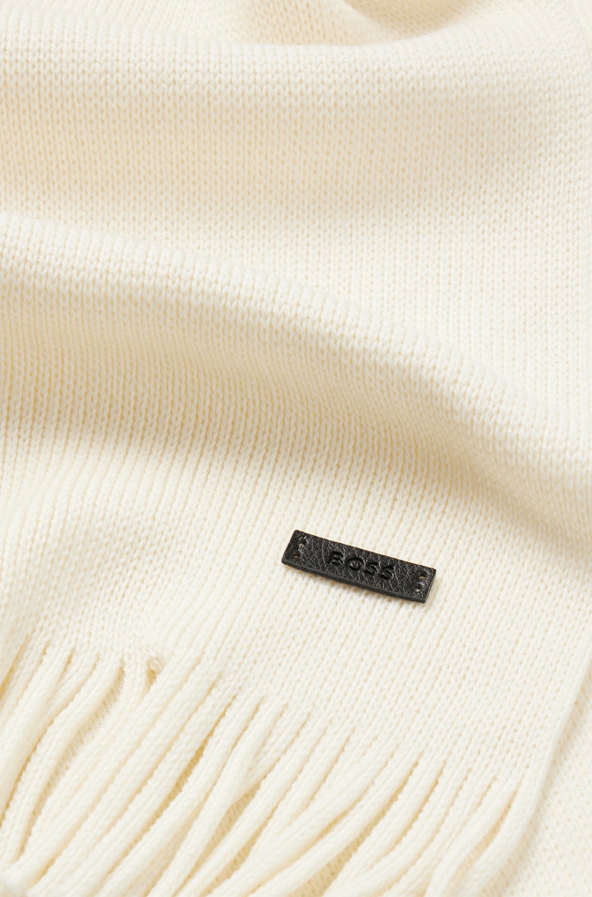 Schal aus nachhaltigerer Schurwolle mit Raschel-Strick, Weiß