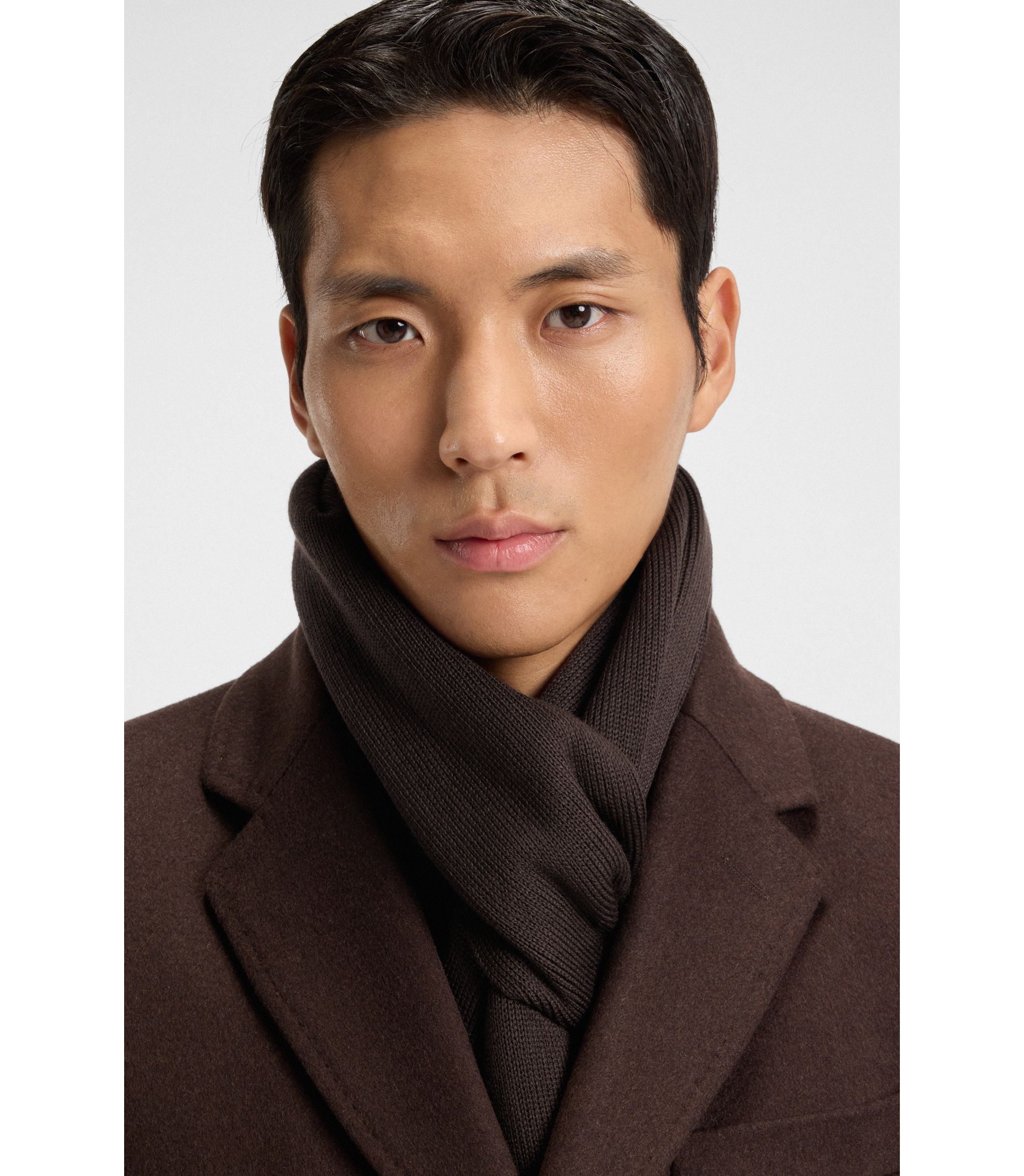 hbeu50495340_202_340?wid=1980&