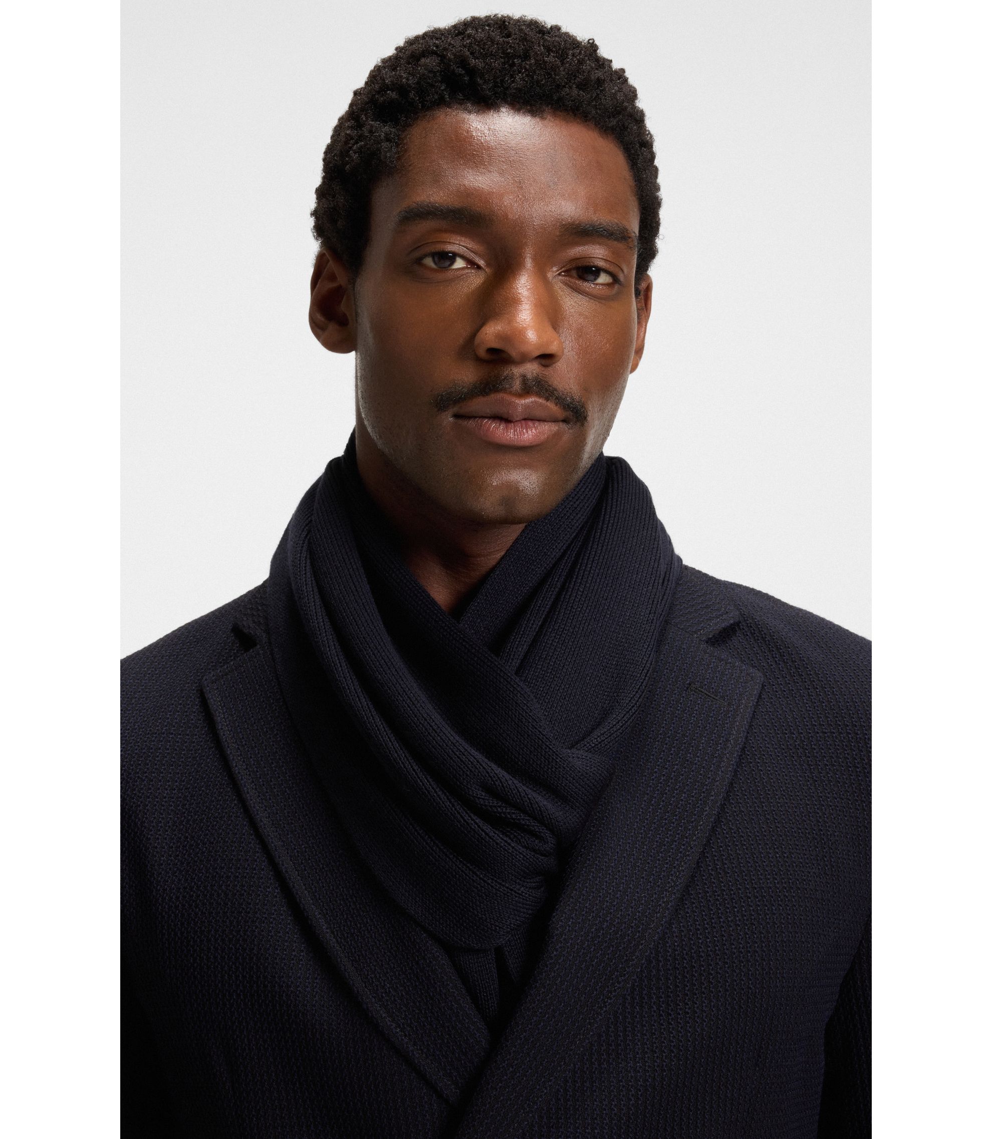 BOSS ボス　ニット帽　マフラー　2点セット　ブラック BOSS ボス ニット帽 マフラー 2点セット ブラック 楽天市場