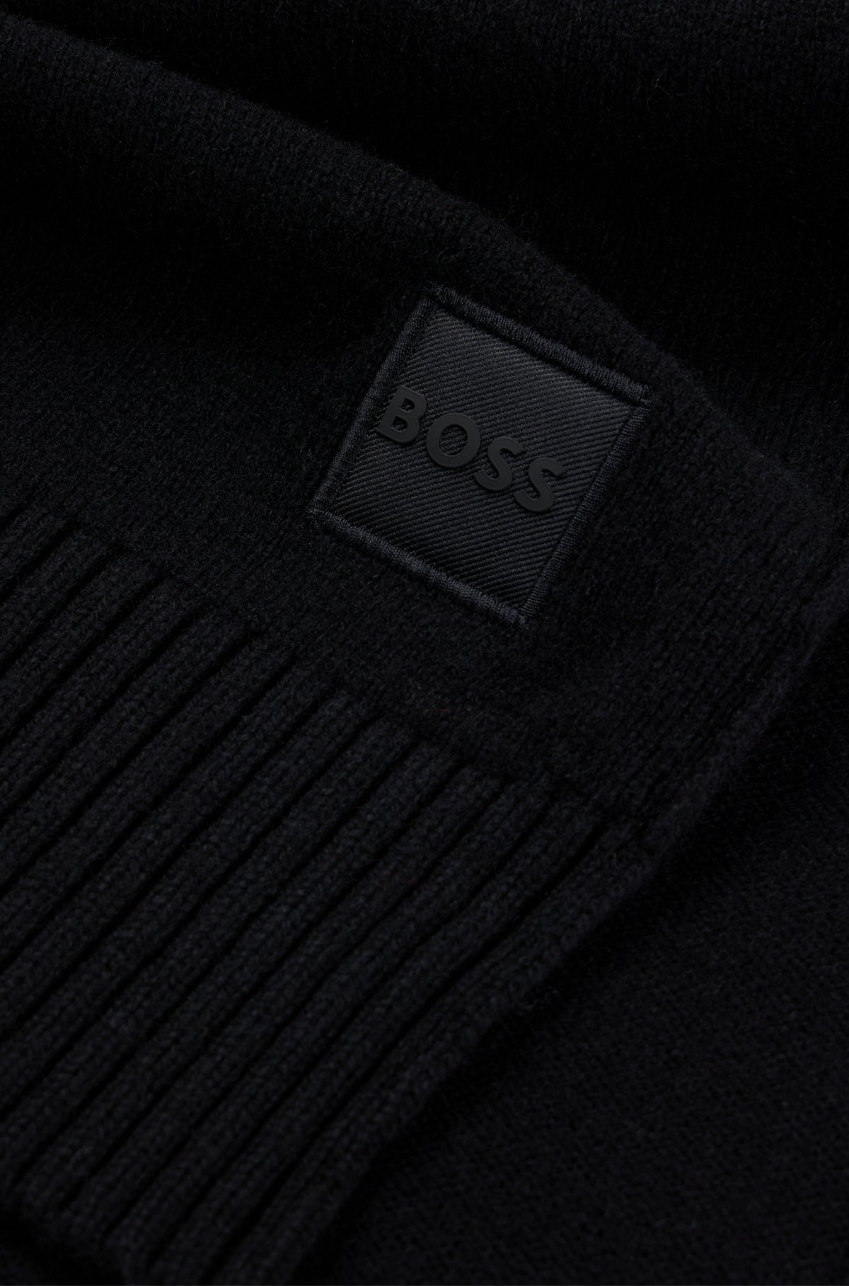 BOSS - Schal mit gerippten Enden und Logo-Aufnäher