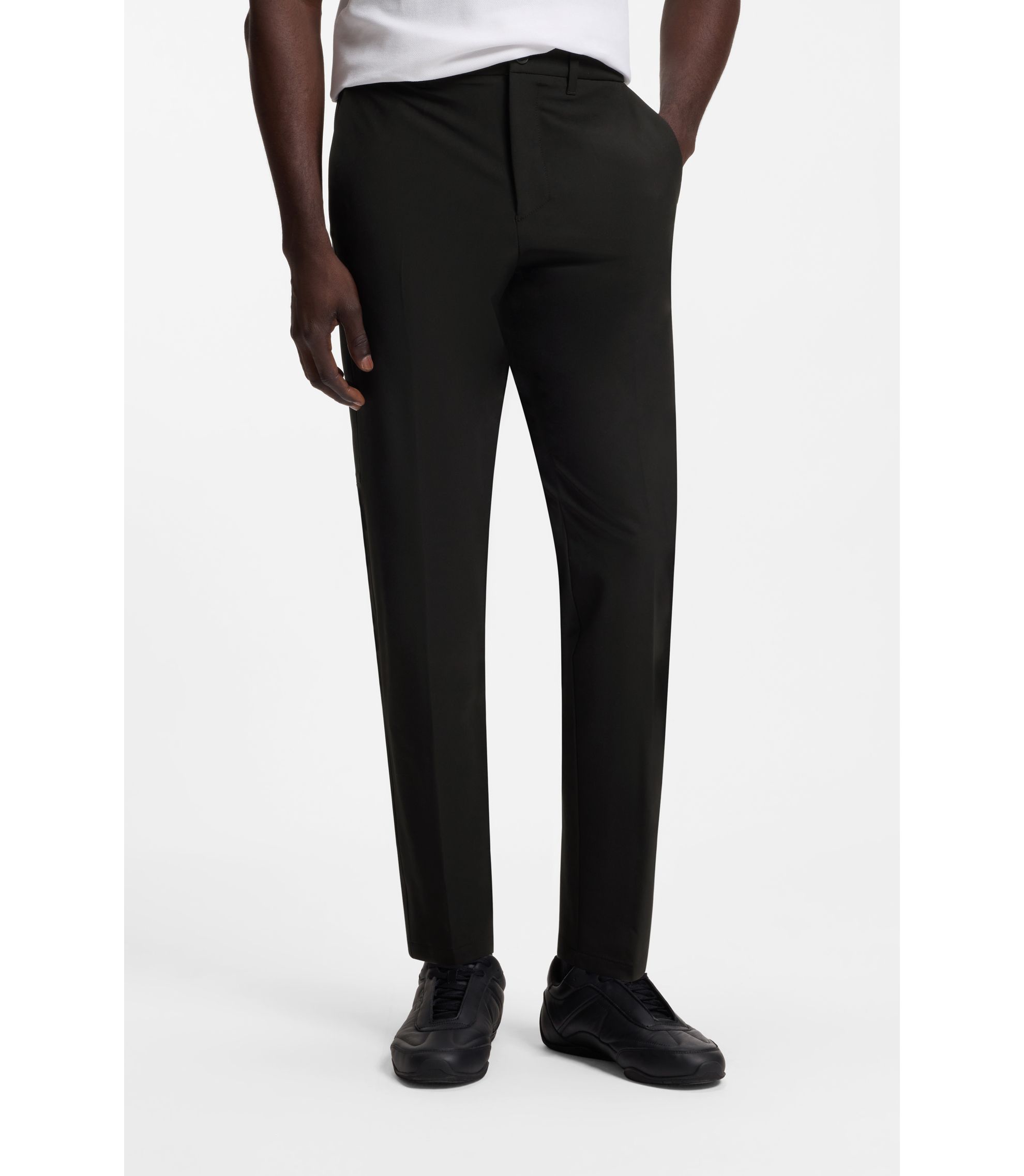Regular-Fit Hose aus wasserabweisendem Stretch-Gewebe