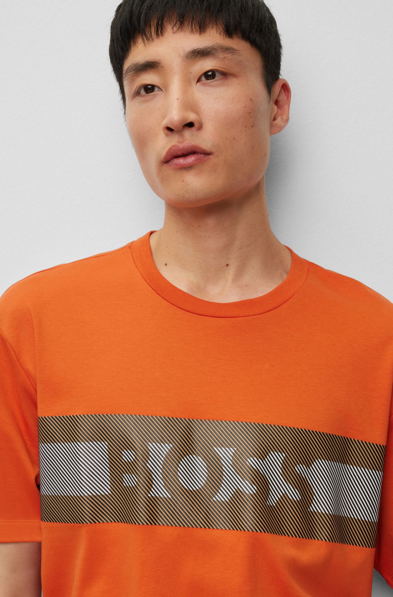 BOSS - T-shirt i med puftryk-striber og logo