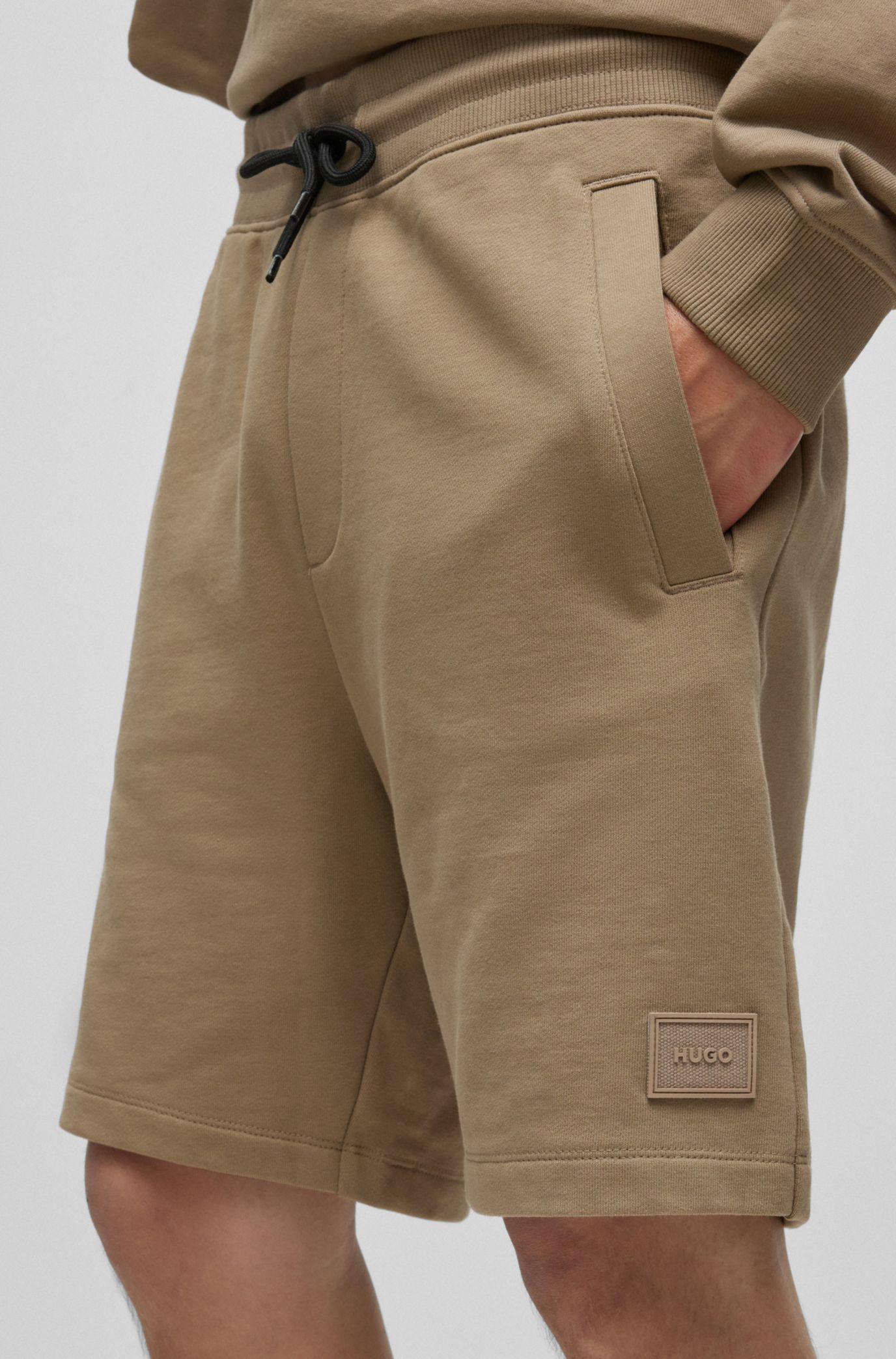 Hugo boss hot sale khaki shorts