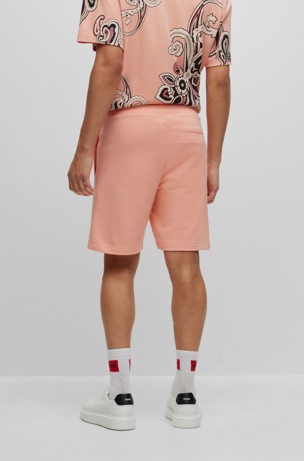 Shorts i bomuldsfrotté med tone-i-tone logobadge, Lyserød